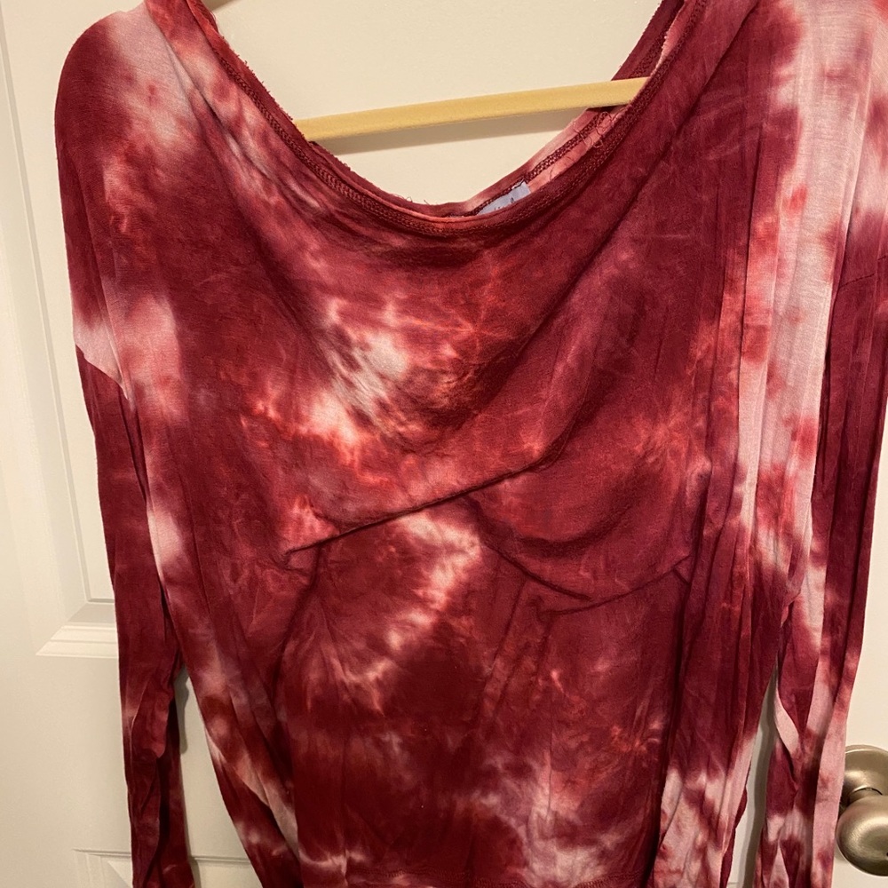 3/4 sleeve top bleach look